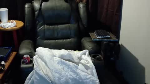 Snapshot of playtoy1969 chatting on February 2025 10:14:01 AM playtoy1969 online show from February 2025 10:14:01 AM