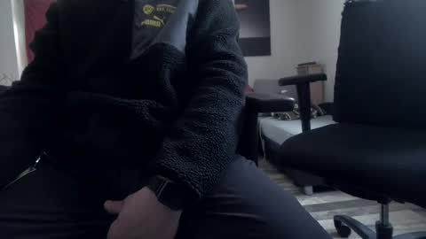 Snapshot of plboy23 chatting on October 2025 11:11:01 AM Hello ask me  . Im glad  to see you here in my room. Welcome PVT is open online show from October 2025 11:11:01 AM