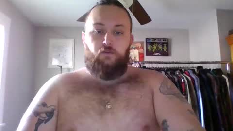 aimtoplease online show from November 2025 01:44:02 PM