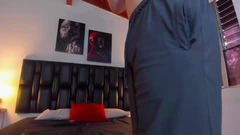 JUAN AND JULI online show from December 2024 09:39:02 PM