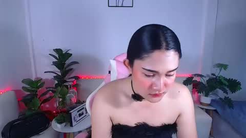 Ploysai online show from October 2025 05:28:02 AM