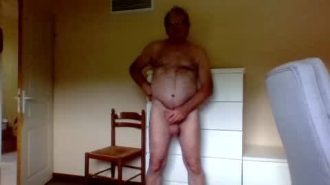 pluchet online show from July 2026 04:47:01 AM