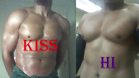 Snapshot of plush73 chatting on March 2026 02:37:01 AM StraightPlush online show from March 2026 02:37:01 AM