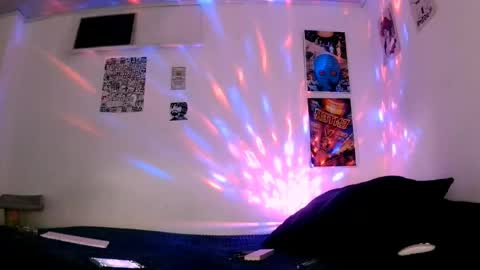    online show from May 2026 01:35:01 AM