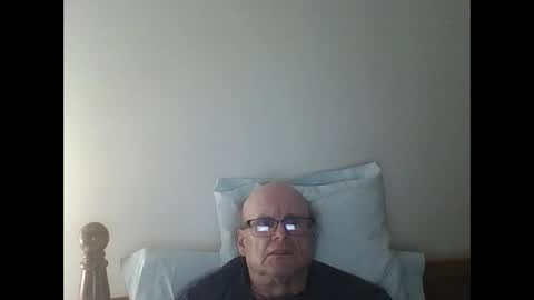 Snapshot of pmb11 chatting on November 2025 04:59:01 AM trek 11 online show from November 2025 04:59:01 AM