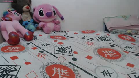 Snapshot of pocahontas_princess__ chatting on June 2026 04:24:02 PM Pocahontas online show from June 2026 04:24:02 PM