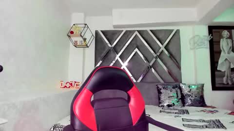 I dream of having many followers online show from December 2024 03:11:02 PM