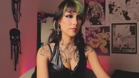 Snapshot of poison_dafne chatting on February 2026 12:59:01 AM Dafne online show from February 2026 12:59:01 AM