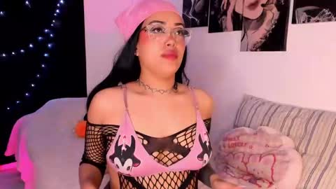 Willow                      Hours 12pm to 630pm Colombian time FRIDAY AND SUNDAY FREE DAYS online show from February 2025 09:49:01 PM