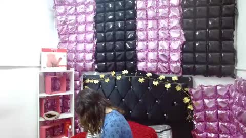 Aleja online show from September 2025 12:09:01 PM