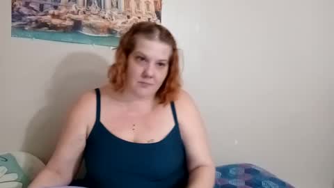 Snapshot of poisonivyvixen chatting on February 2025 11:04:02 PM Poison Ivy online show from February 2025 11:04:02 PM