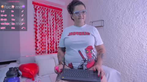 Snapshot of poisson_ivy_ chatting on February 2025 04:16:02 AM poisson_ivy_ online show from February 2025 04:16:02 AM