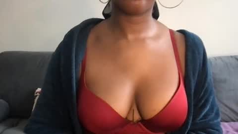 Snapshot of poleheathen chatting on January 2025 08:42:01 PM Heathen online show from January 2025 08:42:01 PM