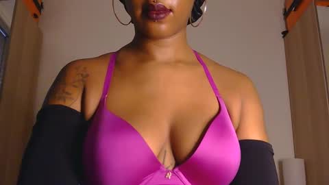 Snapshot of poleheathen chatting on November 2025 10:14:01 AM Heathen online show from November 2025 10:14:01 AM