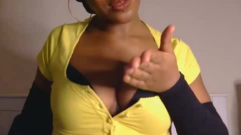 Snapshot of poleheathen chatting on November 2025 08:58:01 PM Heathen online show from November 2025 08:58:01 PM