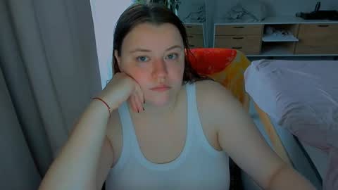 Polina online show from October 2025 09:21:01 AM