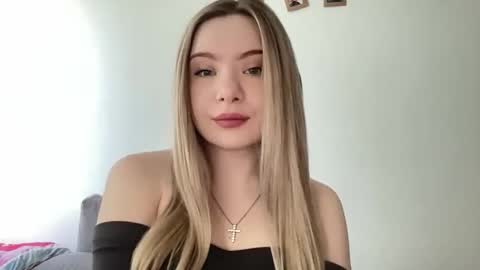 Snapshot of polishangel222 chatting on March 2026 10:41:01 AM polishangel222 online show from March 2026 10:41:01 AM