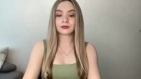 Snapshot of polishangel222 chatting on May 2026 02:14:02 PM polishangel222 online show from May 2026 02:14:02 PM