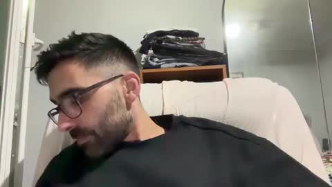 pollabeta online show from November 2025 05:32:02 AM