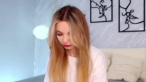 pollimills online show from September 2025 07:41:01 AM