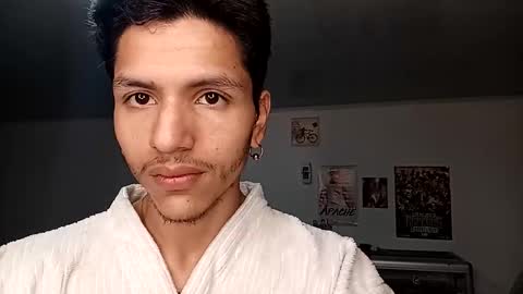 Snapshot of pollon8_kbezon chatting on October 2025 01:42:02 PM Gian online show from October 2025 01:42:02 PM