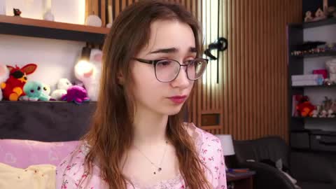 Polly online show from March 2026 12:05:01 PM