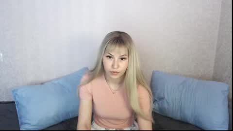 Polly online show from May 2026 02:18:01 AM