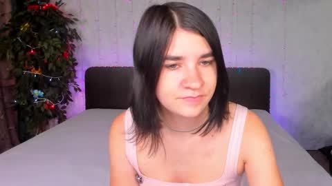 Polly online show from September 2025 06:02:02 AM