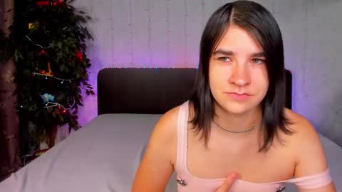 Polly online show from September 2025 06:03:01 AM