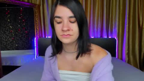 Polly online show from December 2025 07:27:02 AM