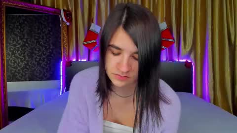 Polly online show from December 2025 01:15:01 PM