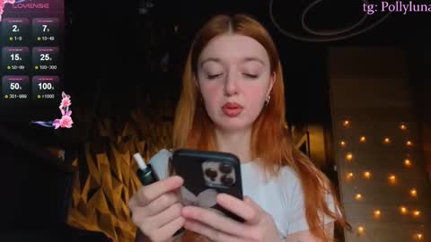 Snapshot of polly_luna chatting on March 2026 07:35:01 AM Polly online show from March 2026 07:35:01 AM
