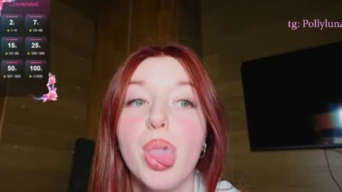 Snapshot of polly_luna chatting on May 2026 09:13:01 PM Polly online show from May 2026 09:13:01 PM