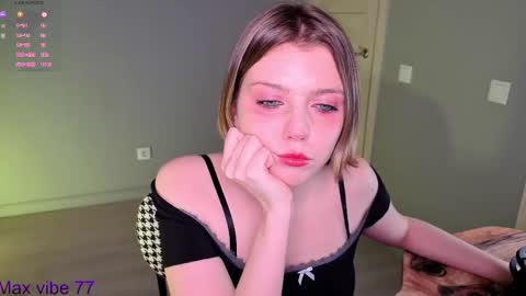 Snapshot of polly_rouge chatting on March 2026 08:30:01 PM Polly online show from March 2026 08:30:01 PM