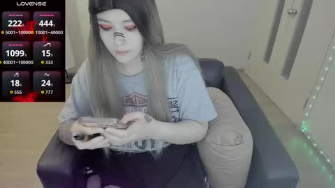 Polly online show from March 2026 05:39:01 PM