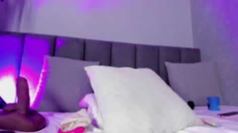 Snapshot of pollybabe_ chatting on January 2025 04:58:02 PM POLLY online show from January 2025 04:58:02 PM