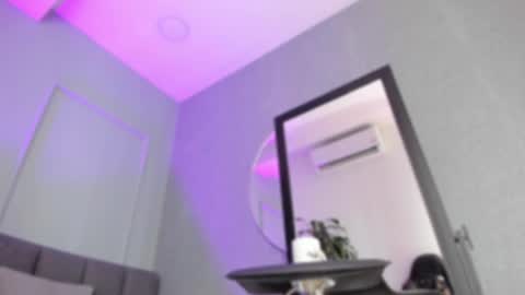 Snapshot of pollybabe_ chatting on September 2025 10:40:02 AM POLLY online show from September 2025 10:40:02 AM