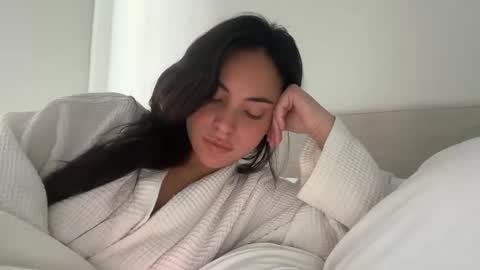 Polly Pocket online show from December 2025 05:51:01 PM