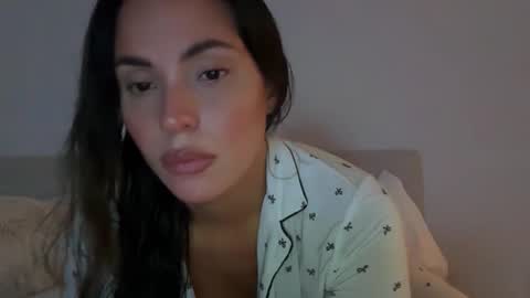 Snapshot of pollyyypocket chatting on March 2026 07:01:01 AM Polly Pocket online show from March 2026 07:01:01 AM