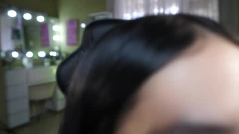 Snapshot of polvodeestrellas_ chatting on May 2026 02:33:01 PM - Help me Reach 100 thumbs up online show from May 2026 02:33:01 PM