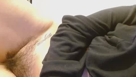 Poly online show from October 2025 04:32:01 AM