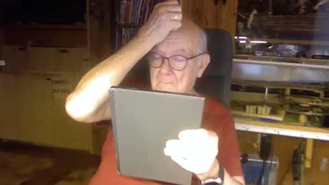 pomme1949 online show from October 2025 01:01:02 PM