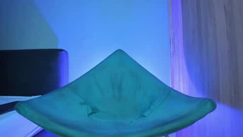 Snapshot of pool_baker_ chatting on March 2025 12:00:01 AM johnatan online show from March 2025 12:00:01 AM