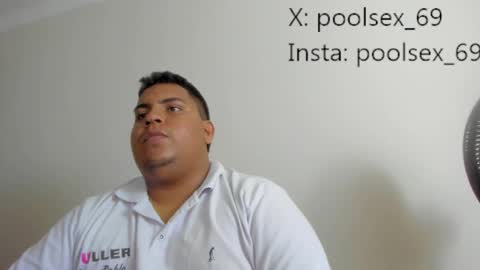 Snapshot of poolsexx_69 chatting on September 2025 06:02:02 PM poolsexx_69 online show from September 2025 06:02:02 PM