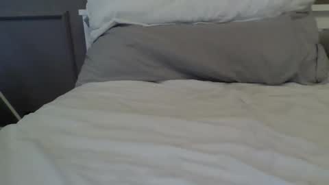 TheMan002 online show from September 2025 04:17:01 PM