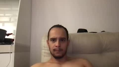 Snapshot of poormanbr chatting on October 2025 12:11:02 AM poormanbr online show from October 2025 12:11:02 AM