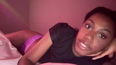 Snapshot of popasprincess chatting on September 2025 01:17:01 AM princess online show from September 2025 01:17:01 AM