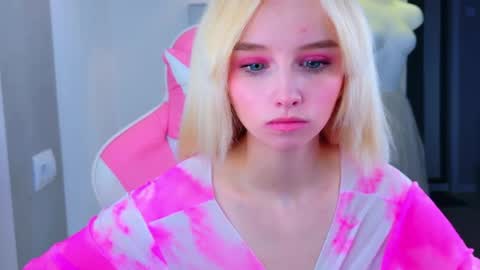 Snapshot of popjenny chatting on April 2026 05:24:02 AM Hi Daddy Im Jane online show from April 2026 05:24:02 AM