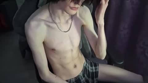 Snapshot of popoul_couple chatting on April 2026 10:56:02 PM popoul_couple online show from April 2026 10:56:02 PM