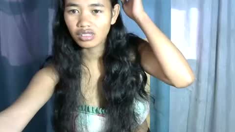 Snapshot of poppy_kelley chatting on May 2026 05:59:02 AM Lilly online show from May 2026 05:59:02 AM